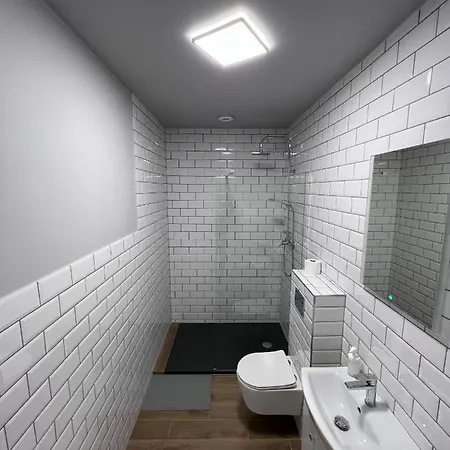 Pod Jaworami Z Antresola Jelení Hora