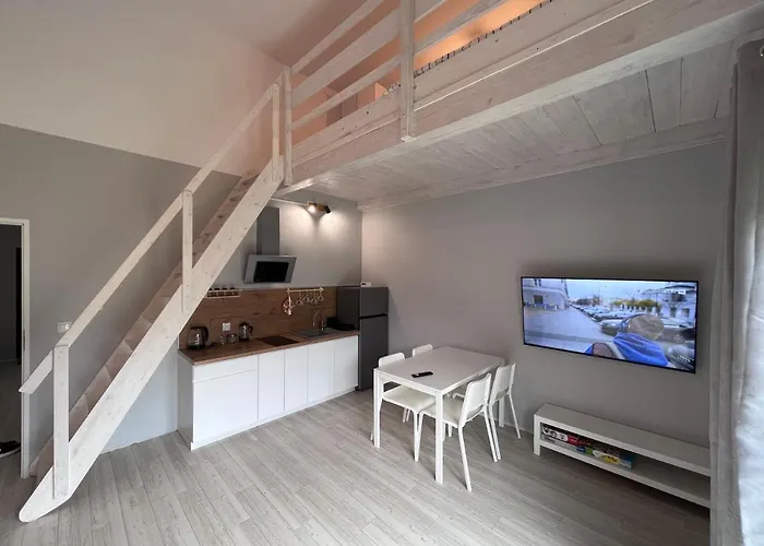 Pod Jaworami Z Antresola